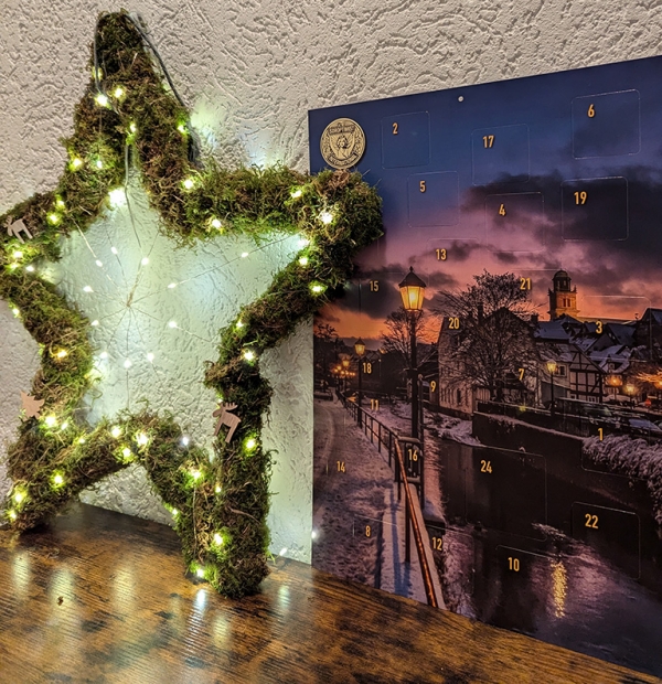 Ein Adventskalender für den guten Zweck