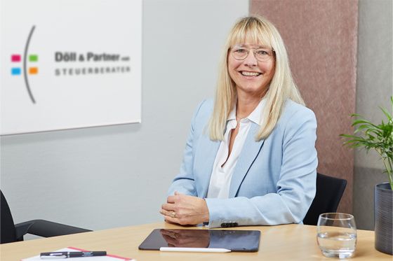 Gabi Suppes, Sekretärin, Lauterbach